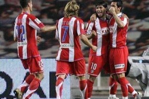 炸裂！小西蒙尼凌空斩，马竞2-0贝蒂斯距前二仅3分