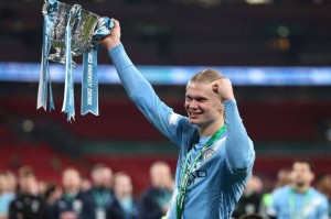 曼城荣膺联赛杯冠军！哈兰德决赛表现耐人寻味，九场决赛无进球无助攻