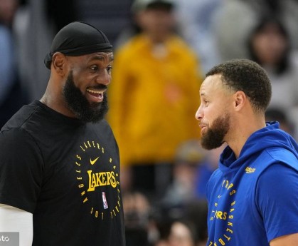 真来勇士？曝库里计划在休赛期全力招募詹姆斯