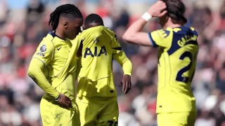 八亿欧豪门将坠英冠？14轮不胜距保级仅2分，热刺航母真要沉了？