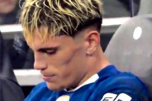 加纳乔后悔离开曼联，称仍热爱红魔！在切尔西才半年已濒临被清洗