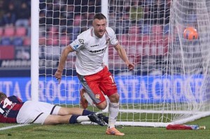 老兵不死！38岁瓦尔迪14分钟2球：率队掀翻意甲第6 9场4球创纪录