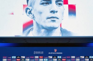 加纳乔怒发最后通牒：曼联要么放人，要么冷板凳伺候！