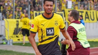 多特中场悍将拒绝续约！恩梅查心向英超，曼联切尔西虎视眈眈