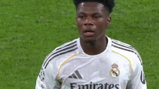 穆帅困境加剧！皇马双杀本菲卡晋级16强，巴黎携手意甲独苗昂首前进