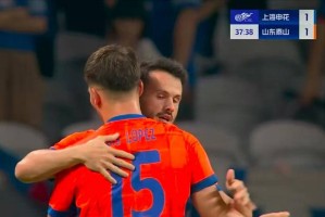 洛佩斯失误频频！山东泰山1-3不敌上海申花，前西甲中卫难获续约