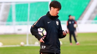 喜讯！海牛刚在12月22日官宣李霄鹏下课，他就选择去法甲深造被辟谣